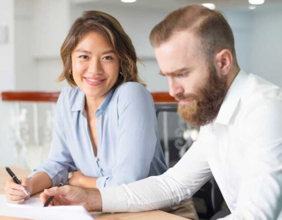 Jakie narzędzia analityczne wykorzystują profesjonaliści do oceny opłacalności kredytu?