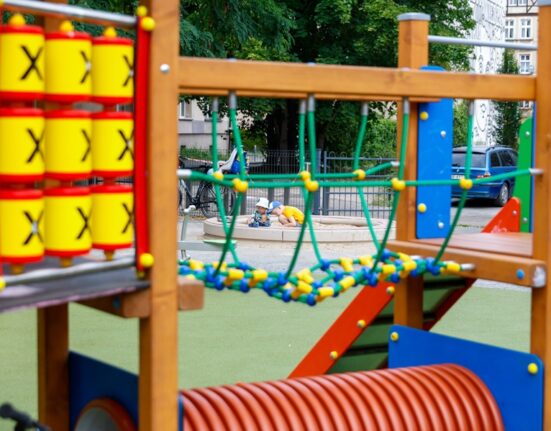 Odnowiony plac zabaw przy ul. Pośpiecha w Katowicach